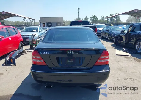 2006 Mercedes-Benz C 230 Sport из США, поврежденный, VIN WDBRF52HX6F749740